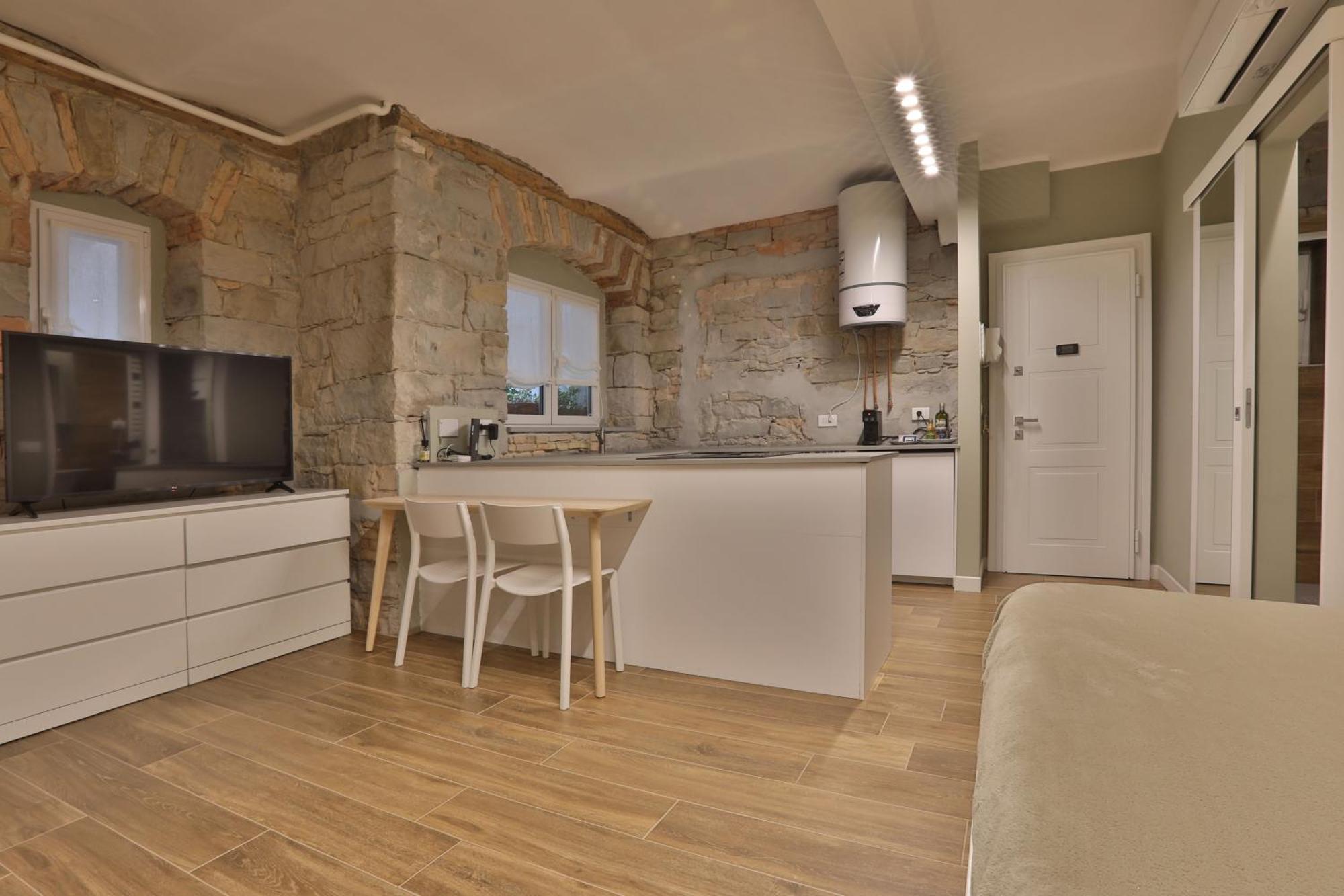Appartement Da Kevin à Trieste Extérieur photo